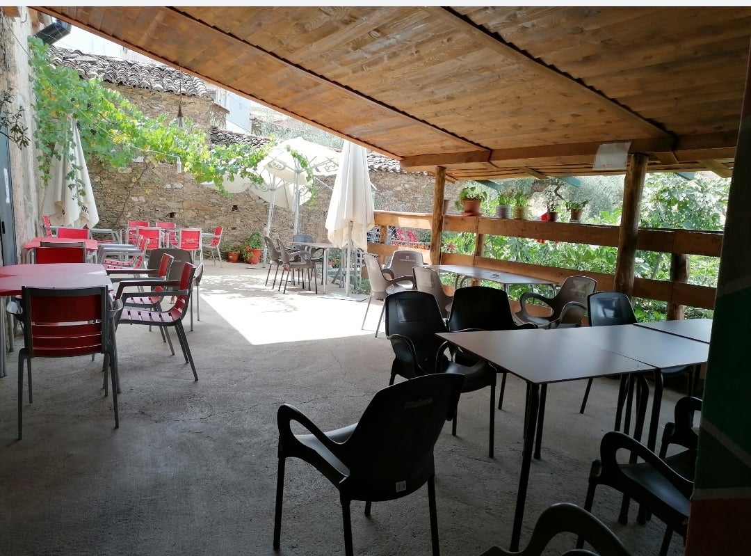 Restaurante Doña Tomasa en Cabañas del Castillo | Guía Repsol