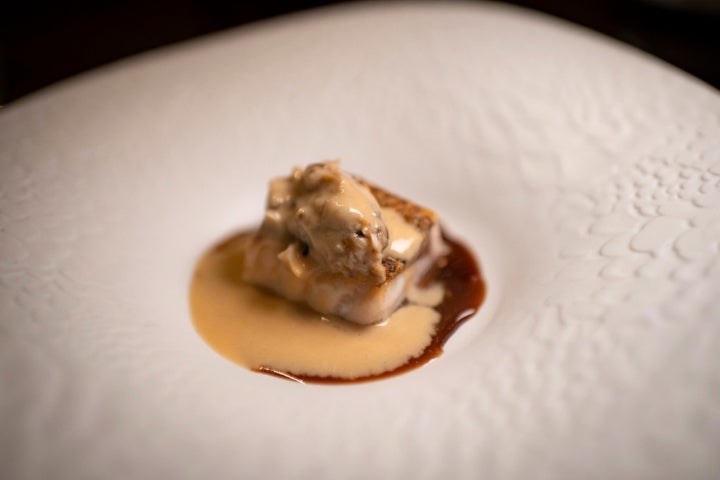 MERO , ALUBIAS DEL GANXET Y ALMEJAS