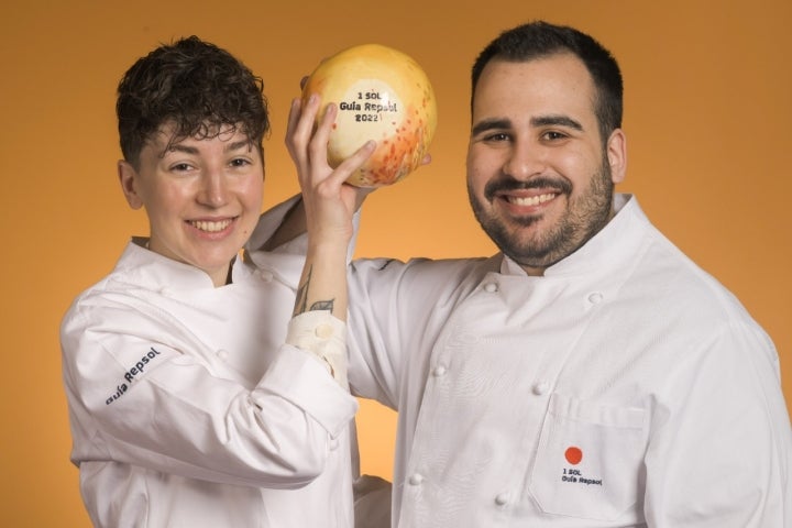 Alejandro Paz y Olga García, con el Sol recibido por primera vez en 2022