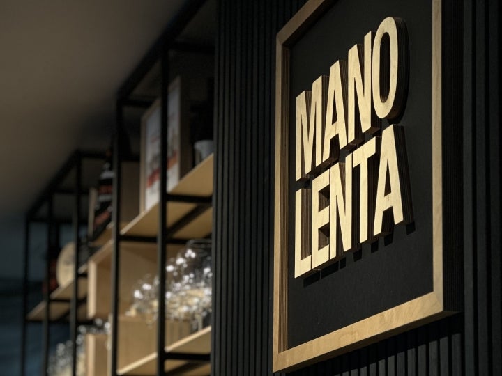 Mano Lenta