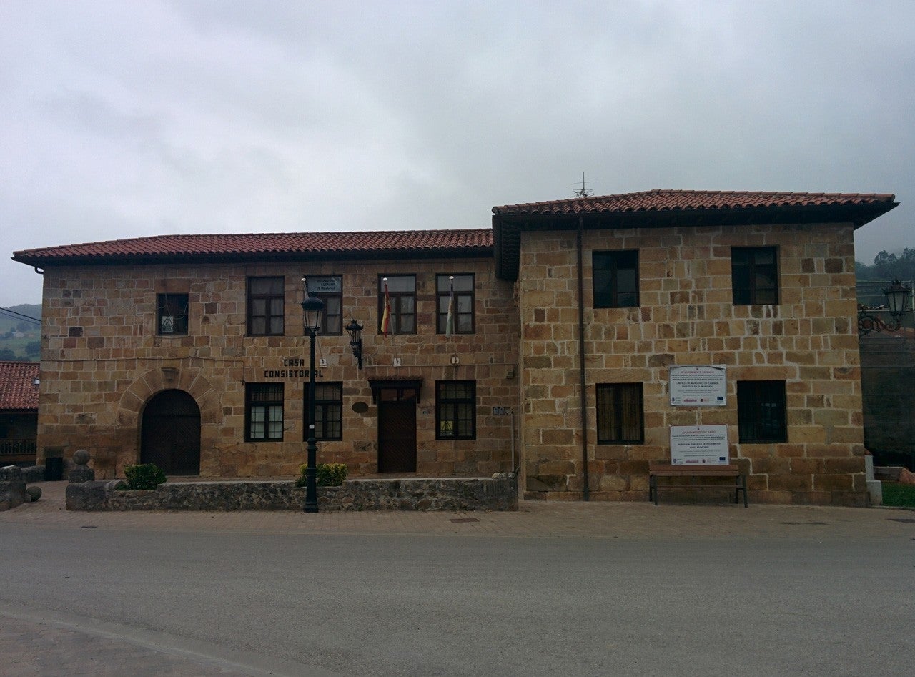 Saro