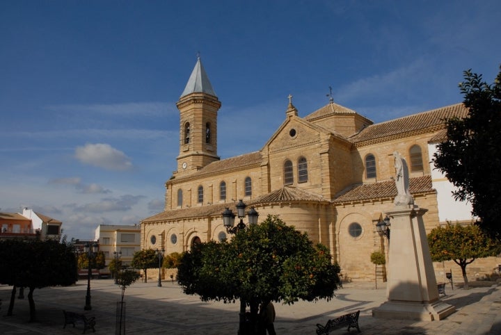 Iglesia de Nuestra Señora de la Asunción de Porcuna. Fotografía: Alberto Barrionuevo vía Wikipedia / CC BY-SA.