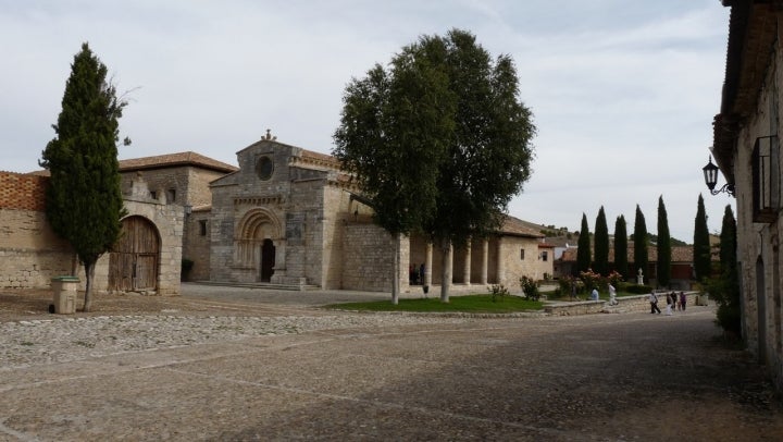 Iglesia de Santa Maria de Wamba. Foto: Ebige vía Wikipedia / CC BY-SA