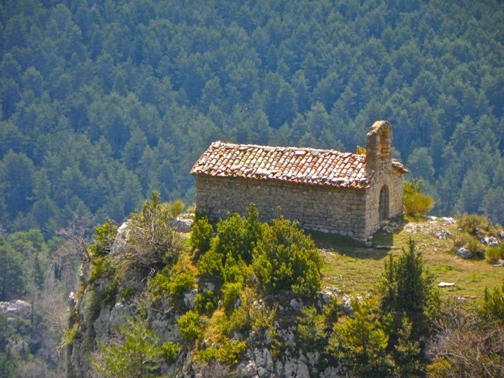 Ermita de Sant Llorenç dels Porxos, situada en este pueblo barcelonés. Fotografía: Jordi Domènech i Arnau vía Visual Hunt.