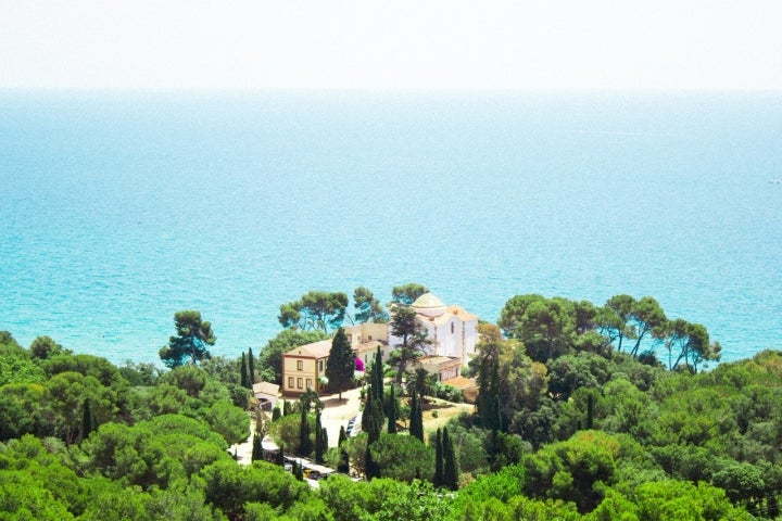 Ermita de Santa Cristina, ubicada a tres kilómetros del núcleo urbano.Fotografía: Ayuntamiento de Lloret de Mar.