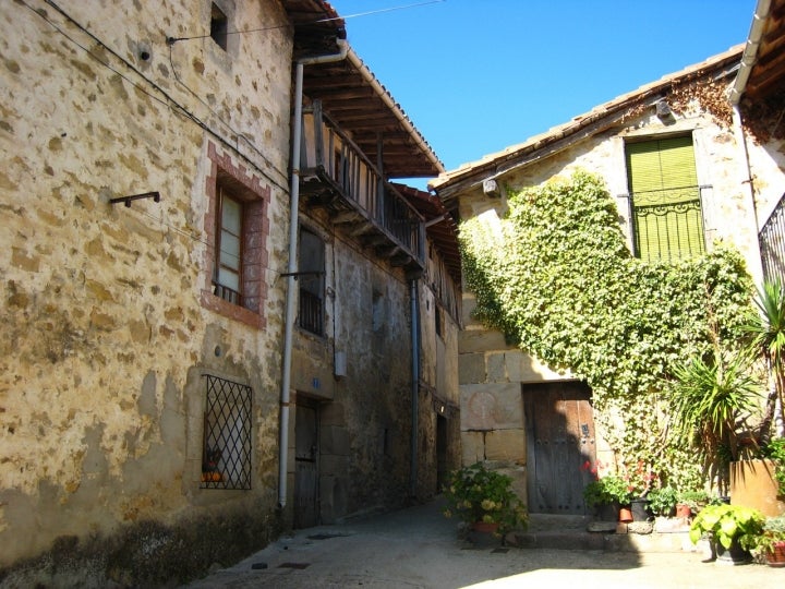 Centro del pueblo. Foto: Rowanwindwhistler via Wikipedia / CC BY-SA.
