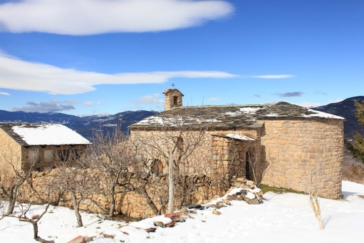 Iglesia de San Román de Bant. Foto: Ferran Llorens via Wikipedia / CC BY-SA.