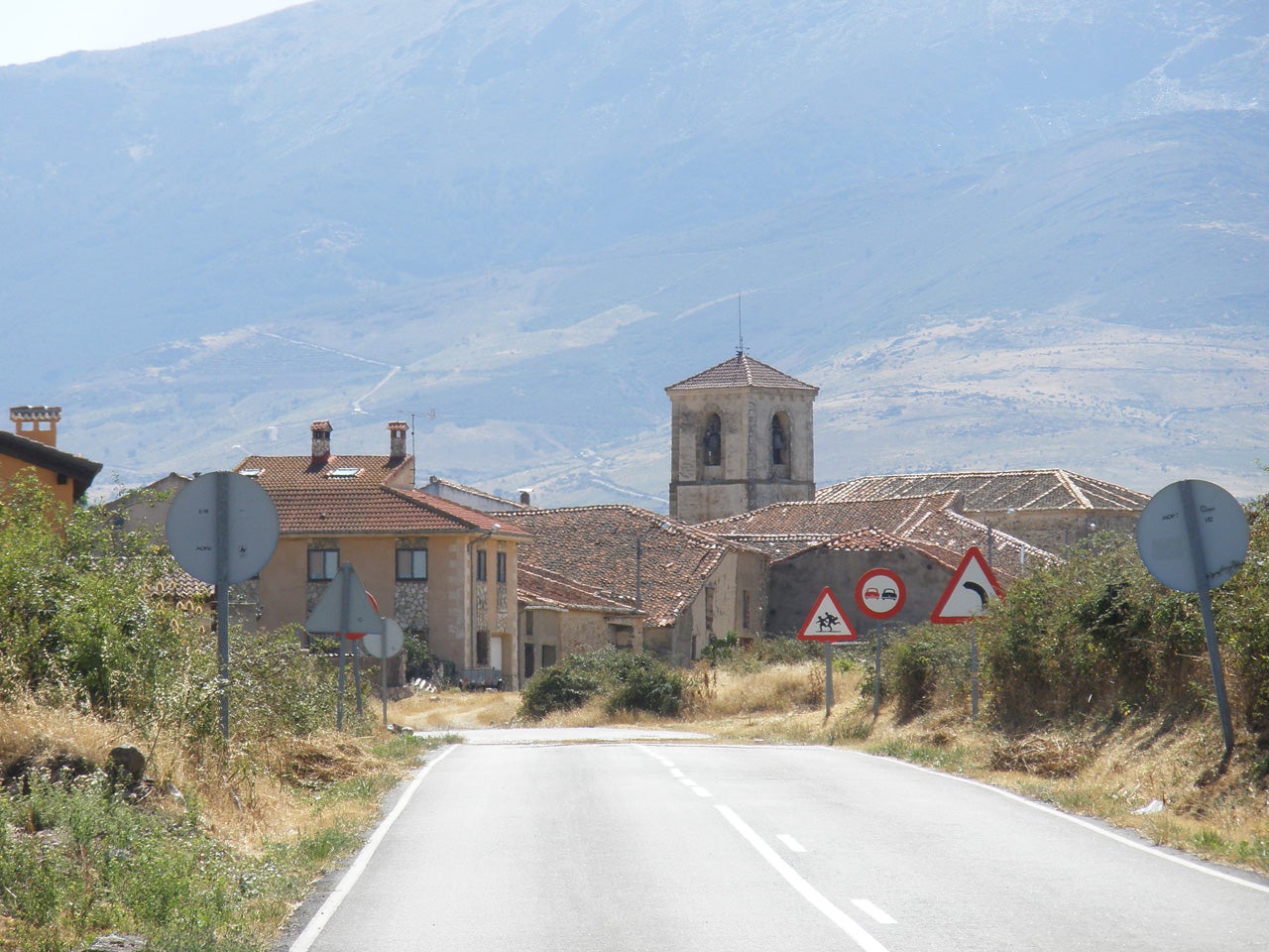 Cerezo de Arriba (Segovia) Planes e información turística Guía Repsol