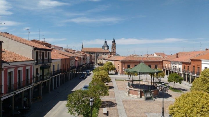 La plaza de España de Peñaranda de Bracamonte. Fotografía cortesía del Ayuntamiento de Peñaranda de Bracamonte.