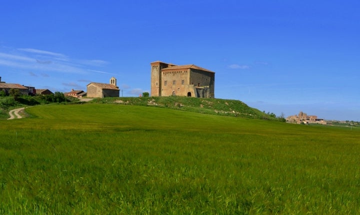 Castillo de Montcortés y del Aranyó de Segarra en Els Plans de Sió. Foto: Angela Llop vía Visual Hunt