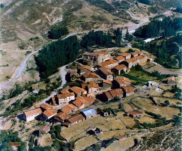 Vista aérea de Rabanera. Foto: Vesino vía wikipedia / CC BY-SA