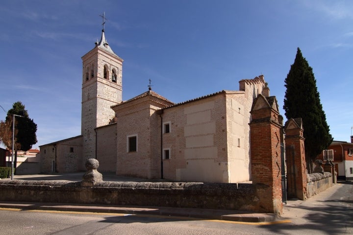 Iglesia de San Juan Bautista en Camarena. Foto: Malopez 21 vía Wikipedia / CC BY-SA