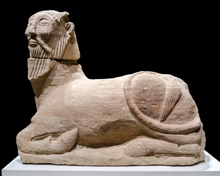 Escultura Ibérica Bicha de Balazote, hoy en el museo de Albacete. Foto: Ángel M. Felicisimo vía Wikipedia / CC BY-SA.