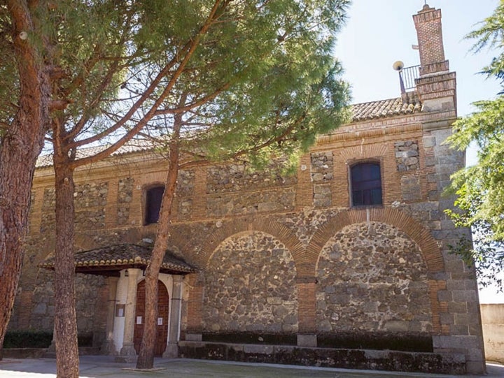 Iglesia de San Román Mártir. Pueblo de San Román de los Montes. Provincia de Toledo. España.