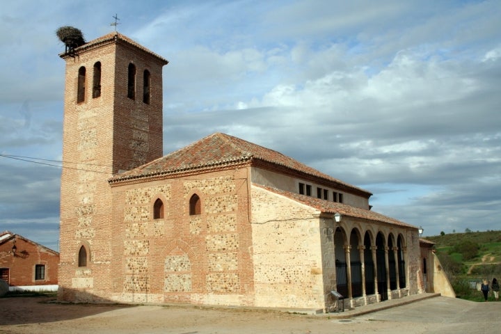 Iglesia de la Cátedra de San Pedro en Antioquía en el pueblo de Galápagos. Foto: Geolocal Solutions vía Wikipedia