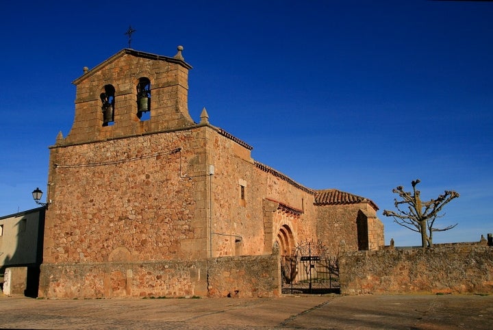 Iglesia de Nuestra Señora de las Mercedes en Villar del Campo. Foto: Miguel Ángel García vía Wikipedia / CC BY.