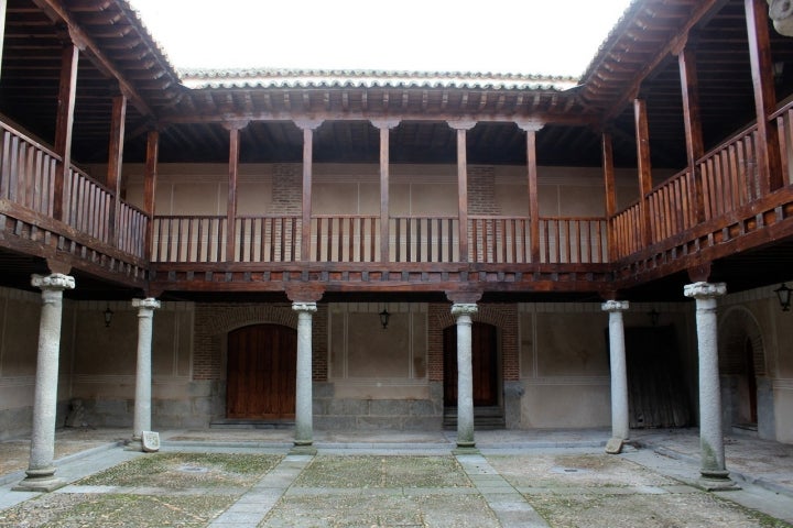 Interior del Hospital de la Inmaculada Concepción. Foto: Miguel Hermoso Cuesta vía Wikipedia / CC BY-SA