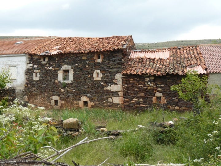 Construcción tradicional de Condemios de Arriba. Foto: Rowanwindwhistler vía Wikipedia