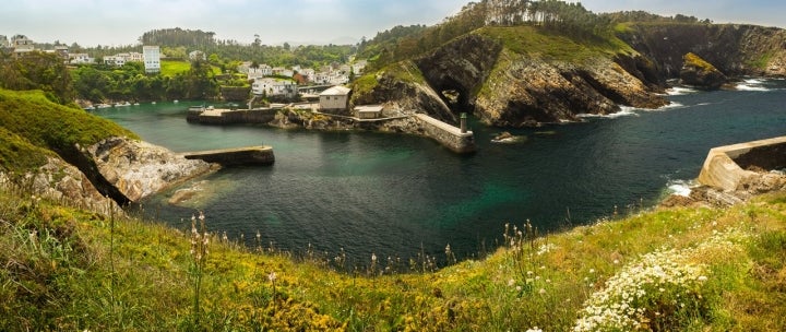 Entrada al puerto de Viavélez, en el Franco. Foto: Turismo de Asturias.