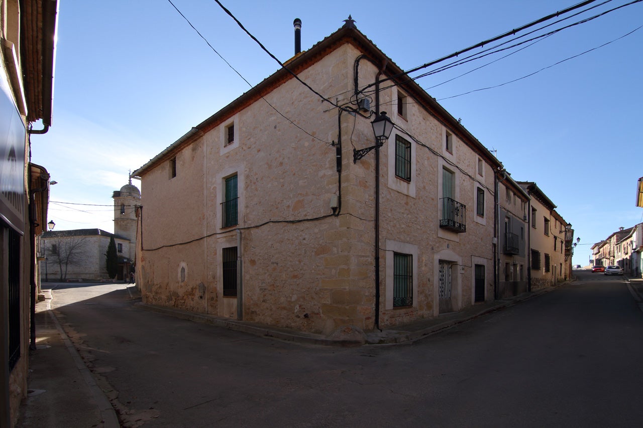 Encinillas (Segovia) Planes e información turística Guía Repsol