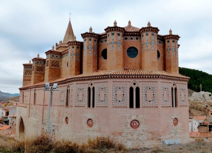 Iglesia de Santiago en Montalbán. Foto: Escarlati vía Wikipedia / CC BY-SA.