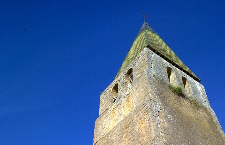 Iglesia de Santa María de Colaña. Foto: Castromocho via Wikipedia / CC BY-SA.