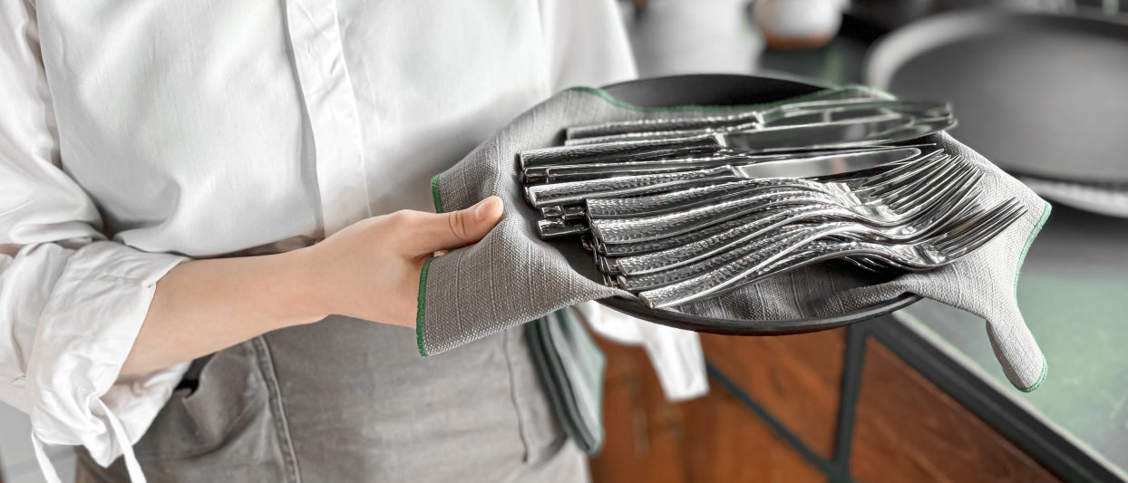 Errores comunes en el lenguaje de los cubiertos (y cómo evitarlos)