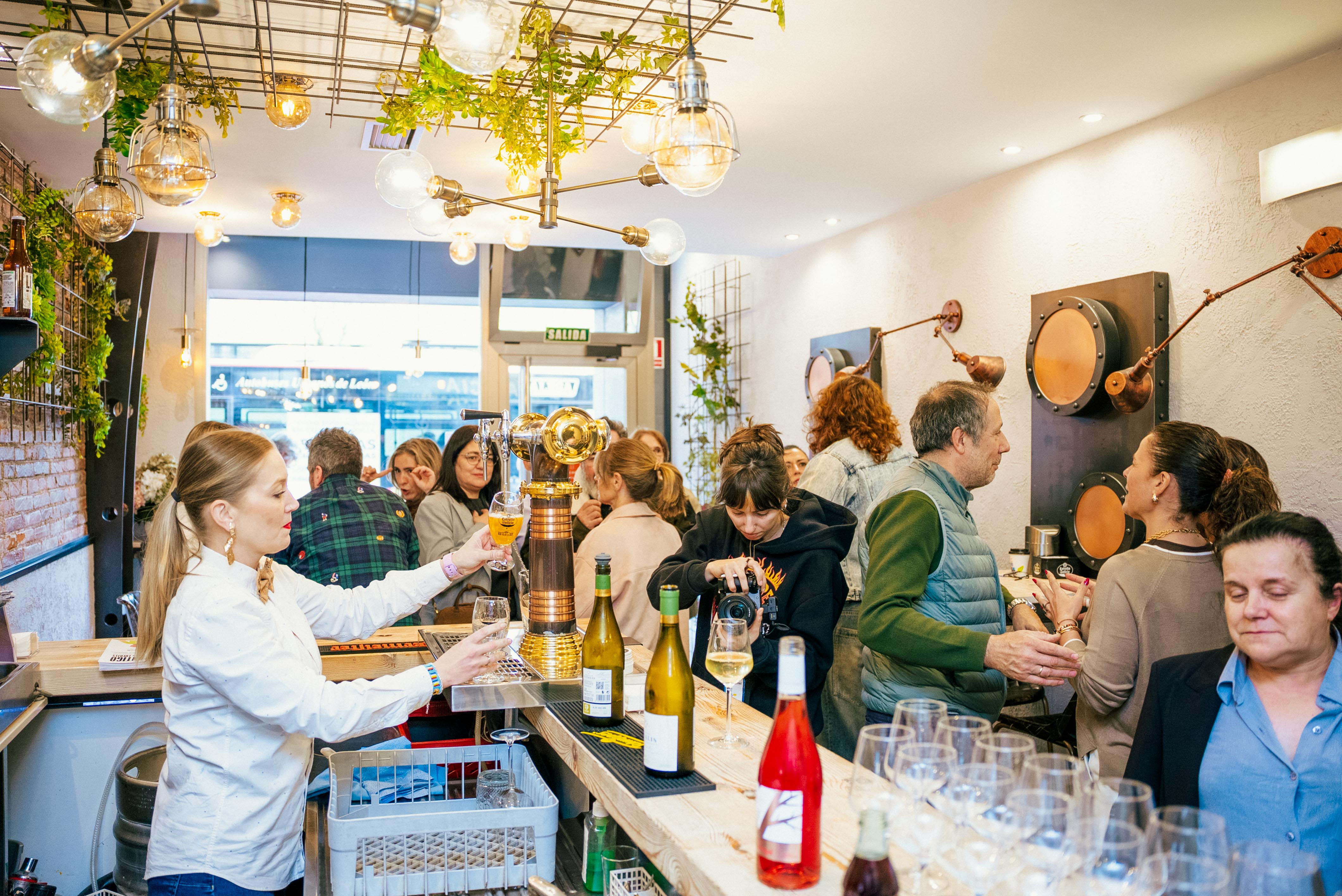 Cómo vender más en un restaurante: 10 consejos y técnicas de upselling