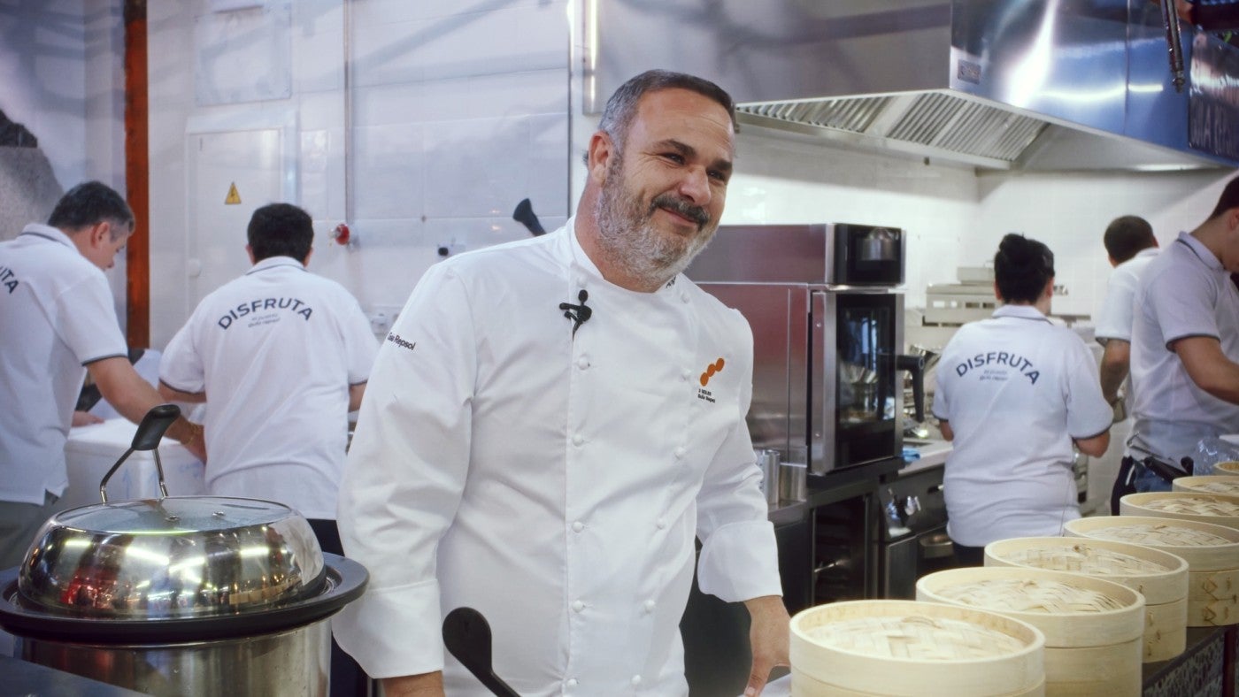 Cocinando historias con Ángel León: “Cocinar con lo que tienes es más rentable y auténtico” 