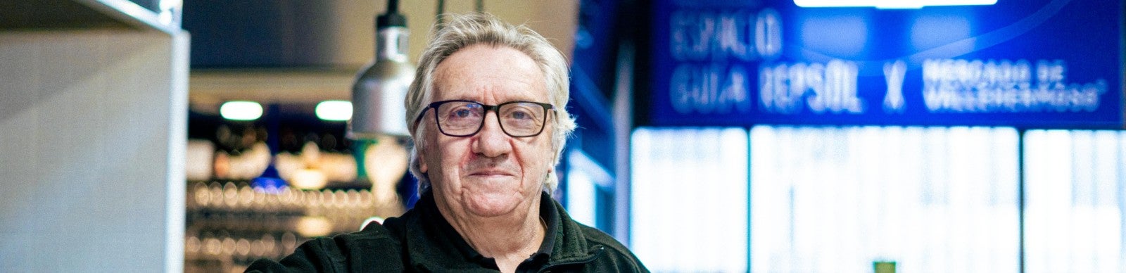 Higinio Gómez, referente en el tratamiento de aves y caza, en un evento